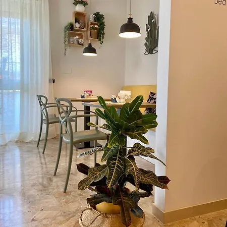 Bed & Breakfast A Due Passi *